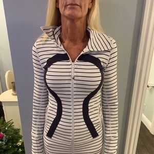 lululemon zip up